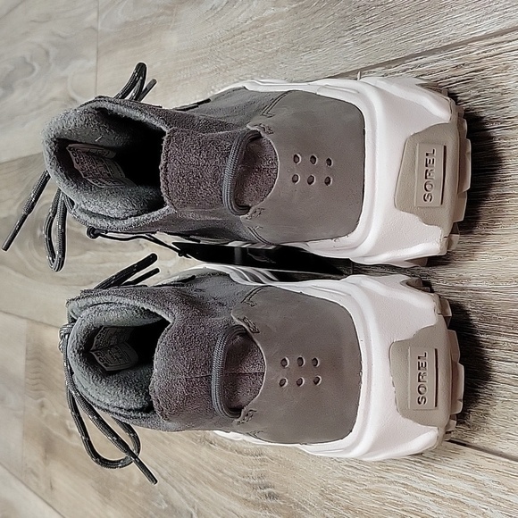 Sorel Size 5 Gray Kinetic Breakthru Caribou Sneaker Boot NWT - Picture 5 of 10